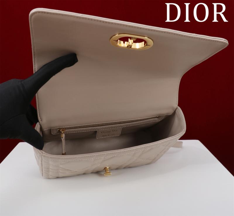Medium Soft Dior Caro Bag Beige M9253