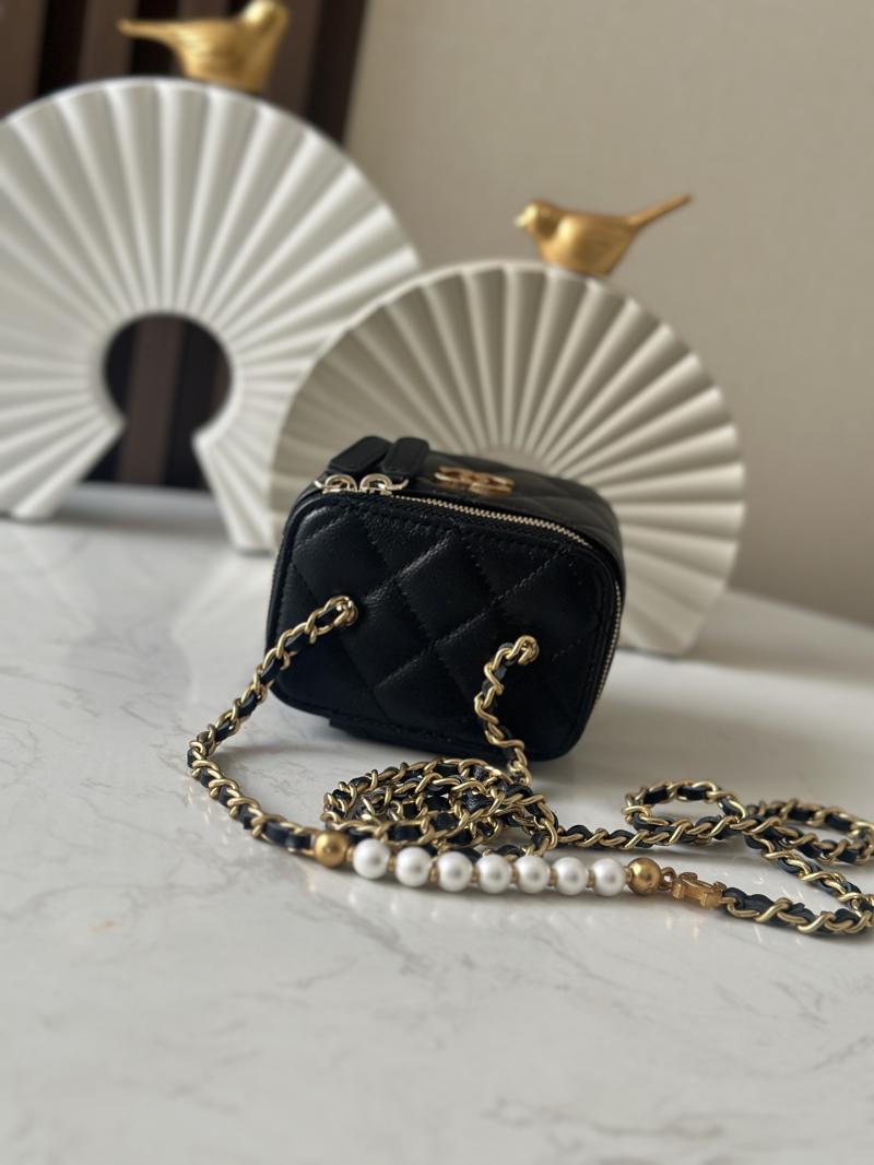 Mini Chanel Vanity Case Black A66044