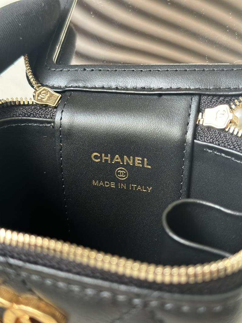 Mini Chanel Vanity Case Black A66044