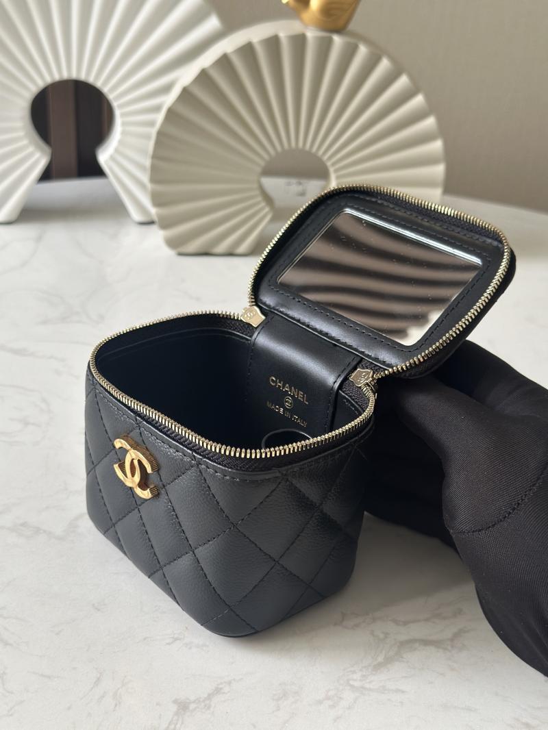 Mini Chanel Vanity Case Black A66044