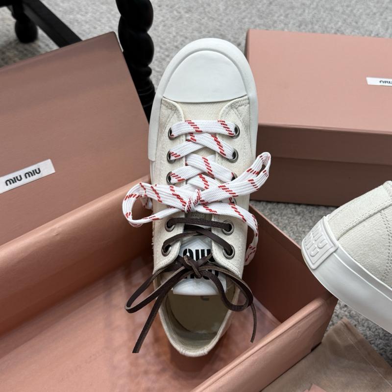 Miu Miu Sneakers SMS42401