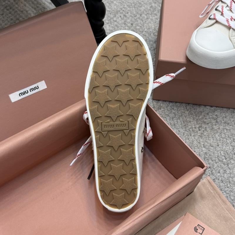 Miu Miu Sneakers SMS42401