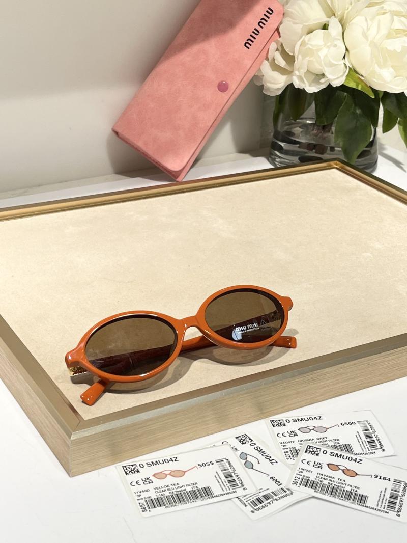Miu Miu Sunglasses SMU04Z