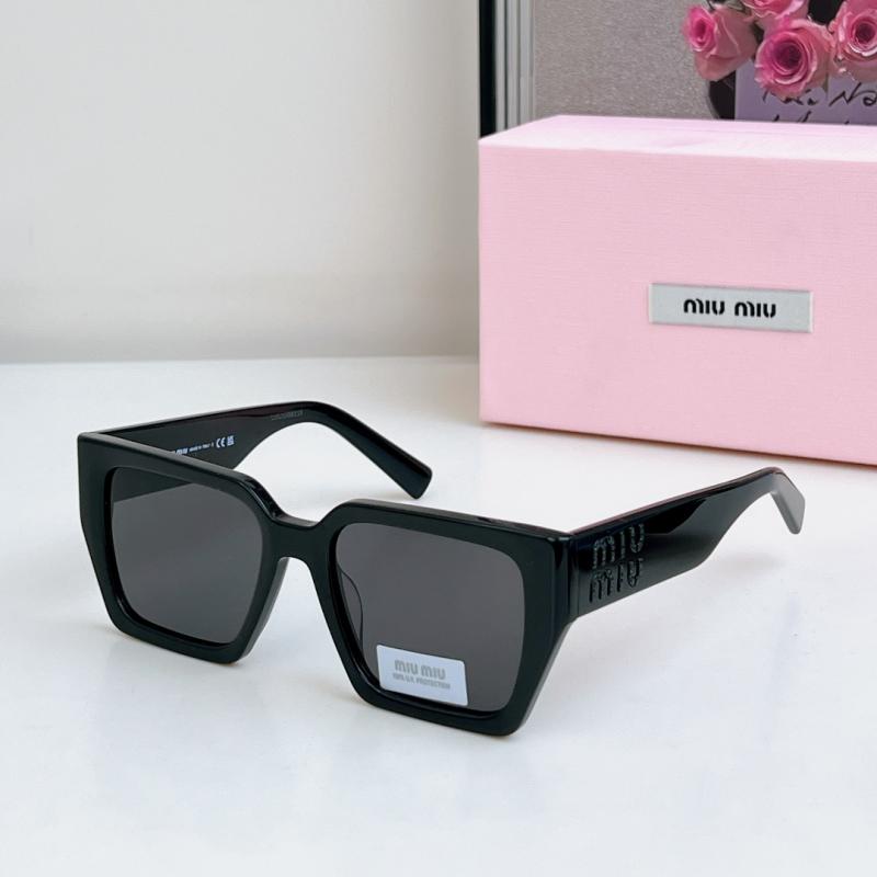 Miu Miu Sunglasses SMU07S