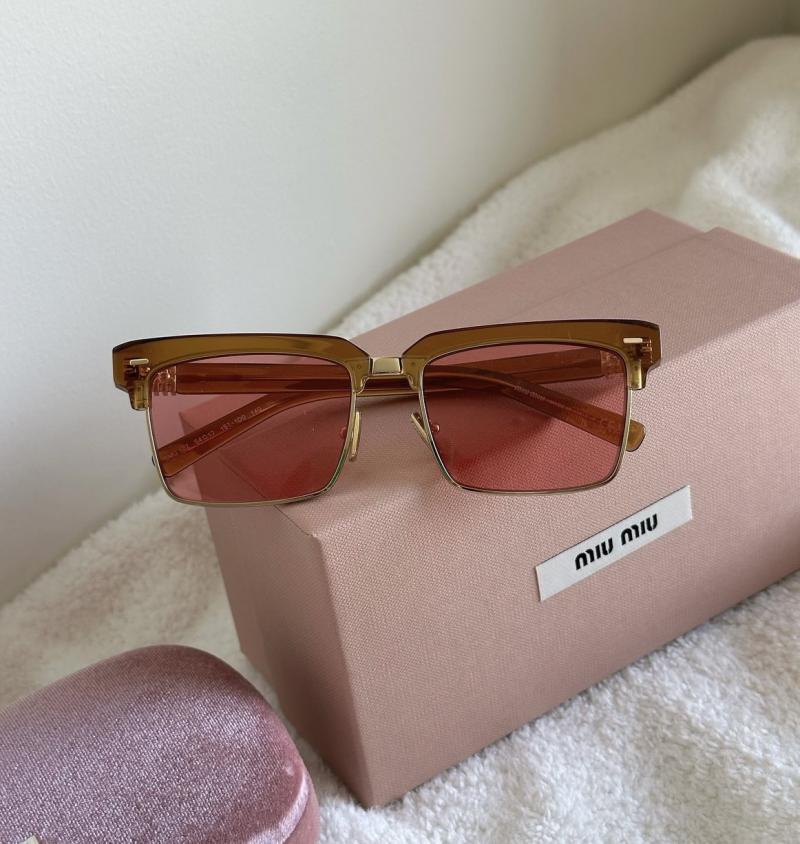 Miu Miu Sunglasses SMU10Z