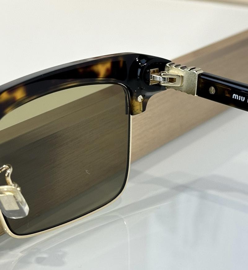 Miu Miu Sunglasses SMU10Z