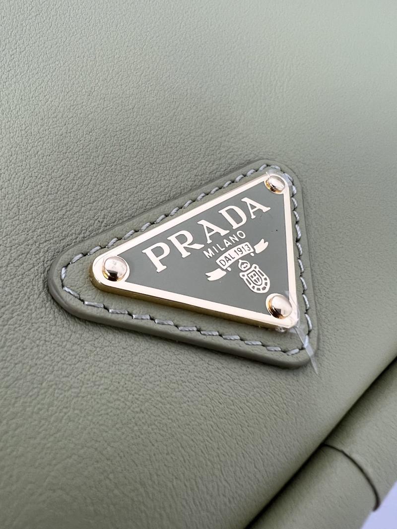 Prada Darling Leather Handbag Green 1BA451