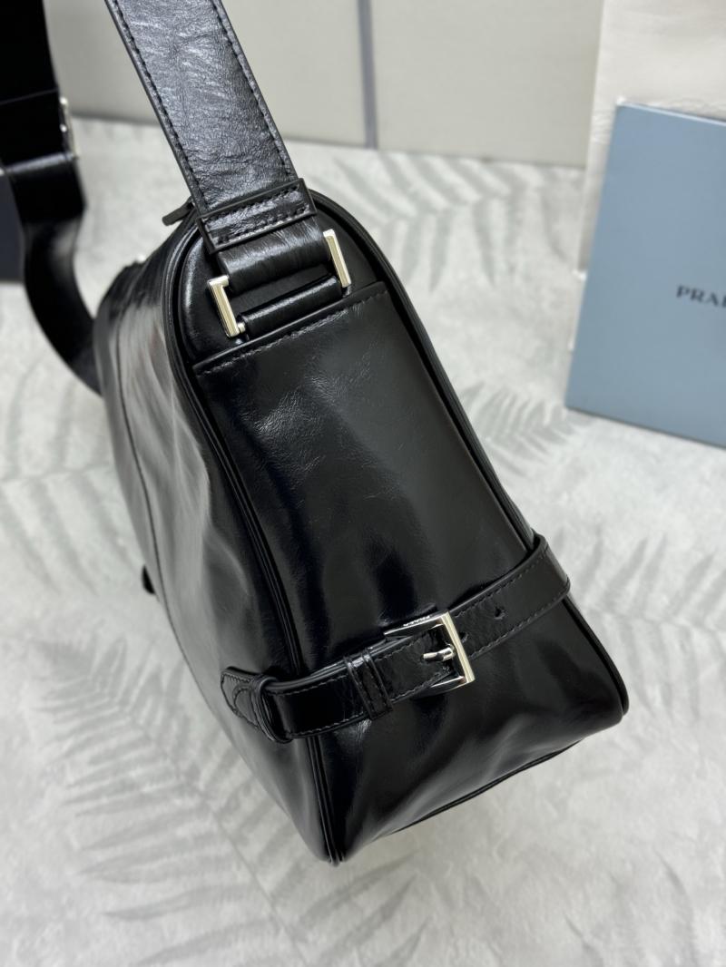 Prada Leather shoulder bag Black 2VH187