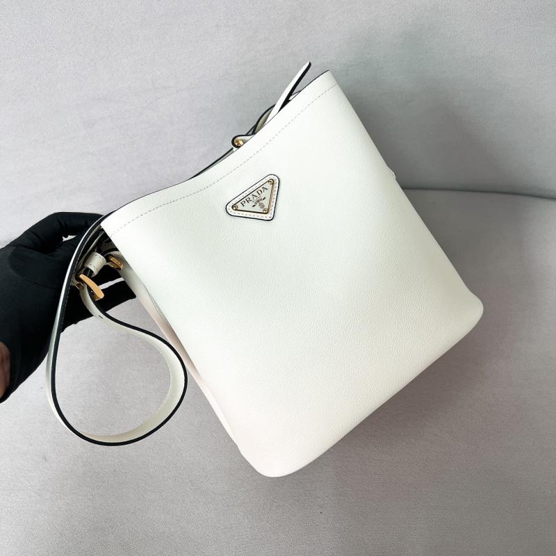 Prada Medium leather bag White 1BE080