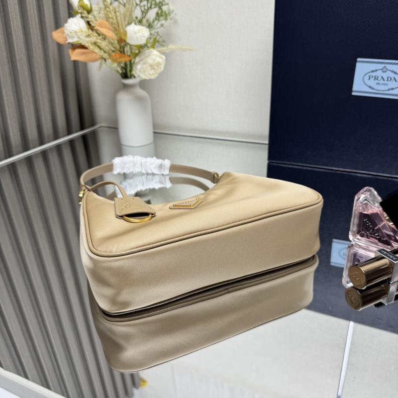 Prada Re-Edition 2005 mini bag Beige 1N204M
