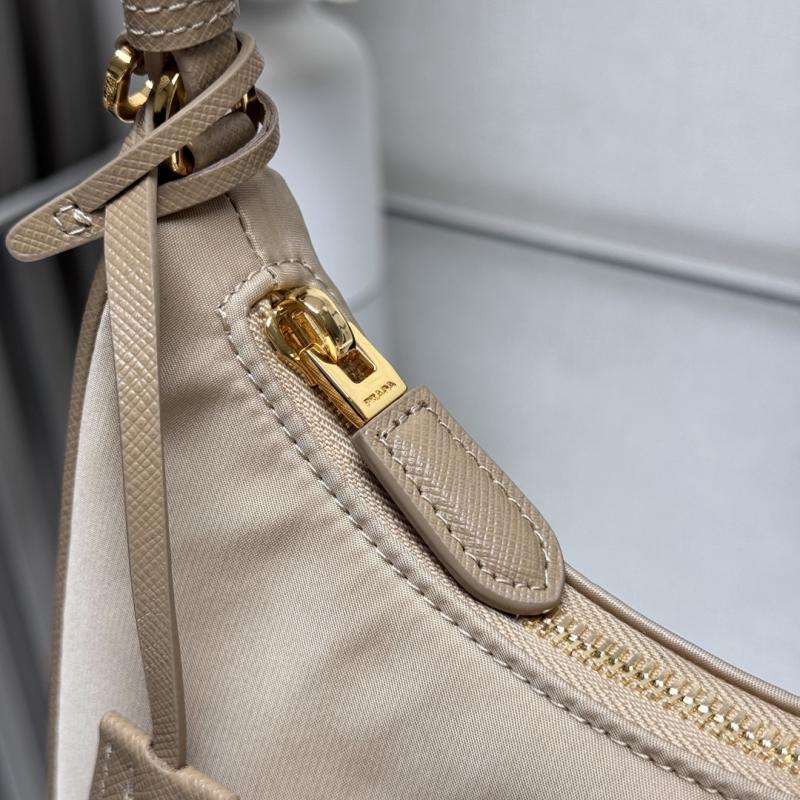 Prada Re-Edition 2005 mini bag Beige 1N204M
