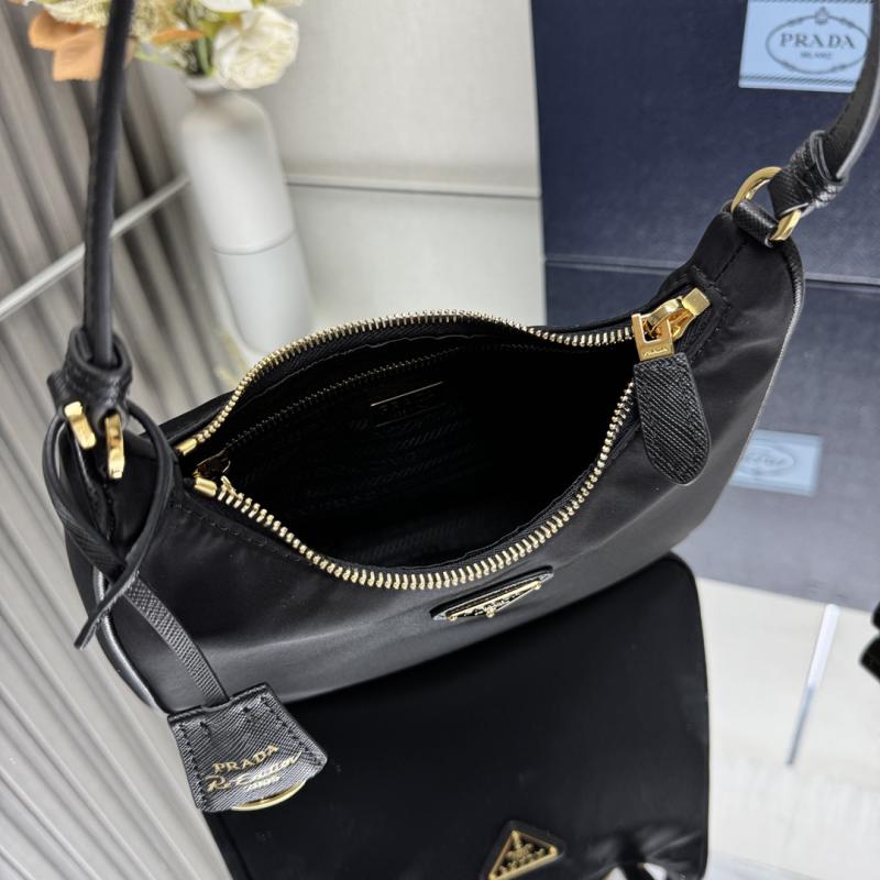 Prada Re-Edition 2005 mini bag Black 1N204M