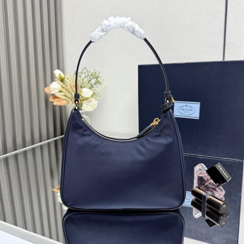 Prada Re-Edition 2005 mini bag Navy1N204M