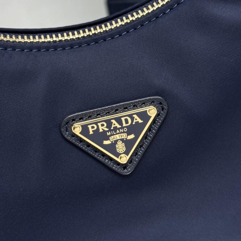 Prada Re-Edition 2005 mini bag Navy1N204M