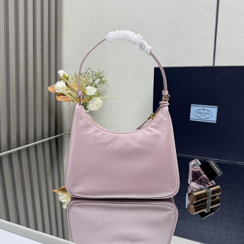 Prada Re-Edition 2005 mini bag Pink 1N204M