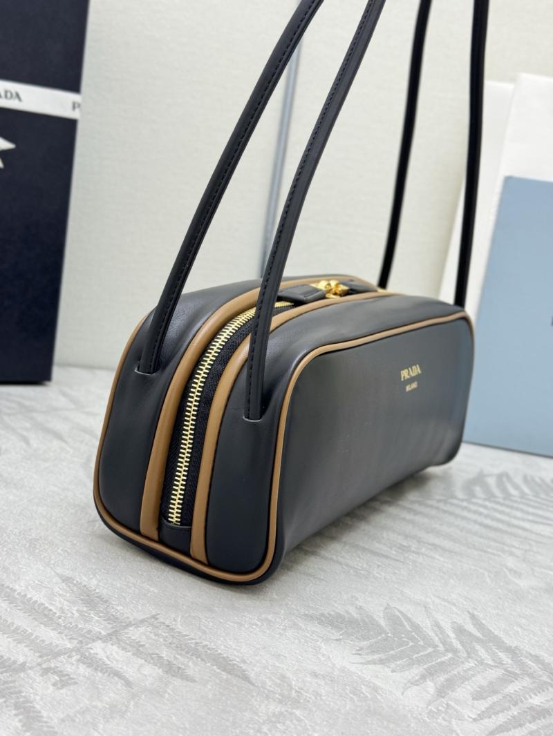 Prada Swing Leather shoulder bag Black 1BC249