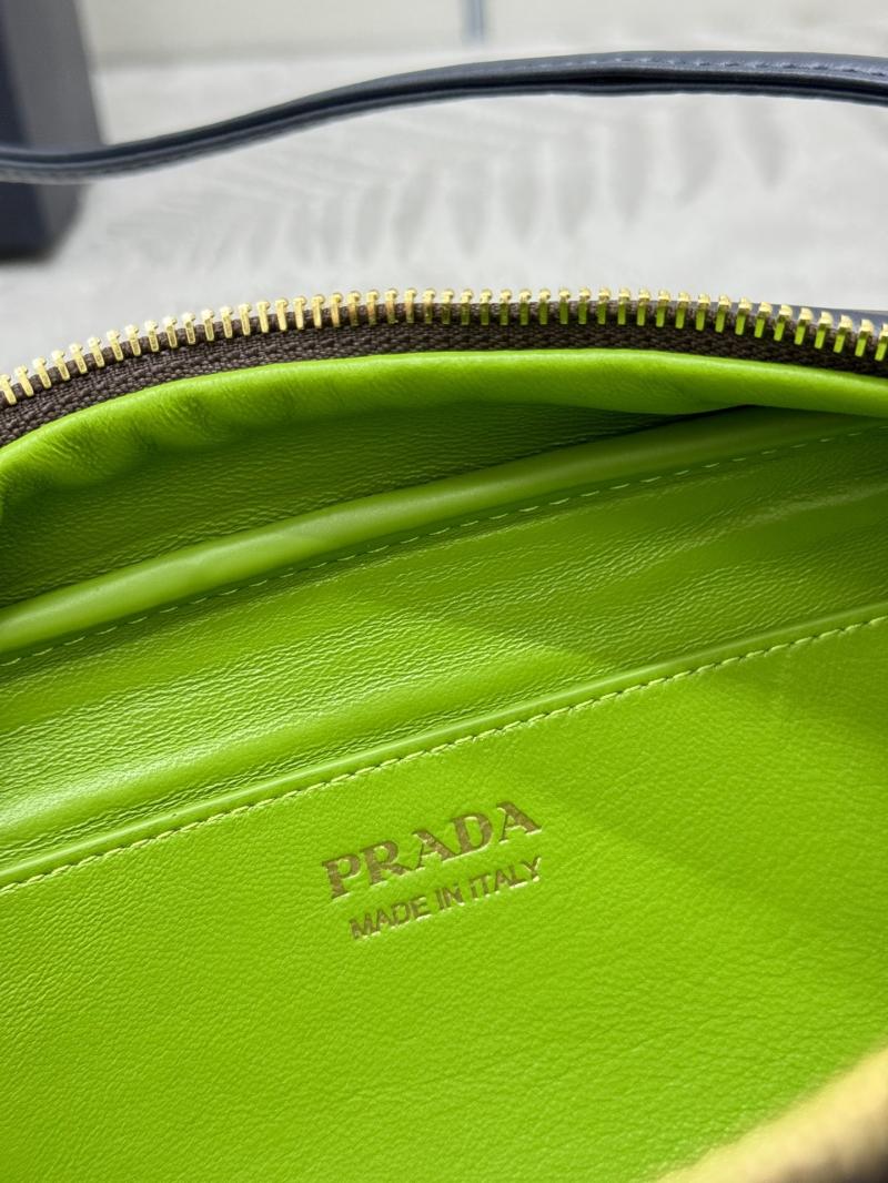Prada Swing Leather shoulder bag Green 1BC249
