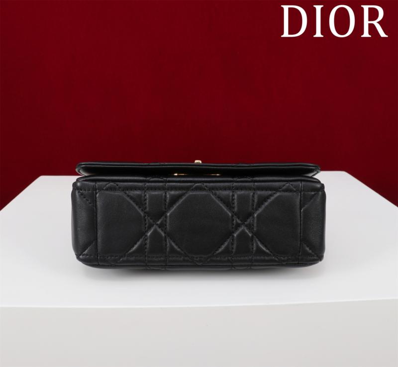 Small Soft Dior Caro Bag Black M9252
