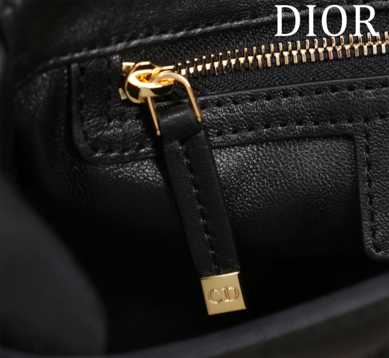 Small Soft Dior Caro Bag Black M9252