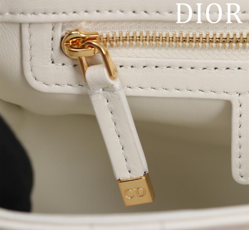 Small Soft Dior Caro Bag White M9252