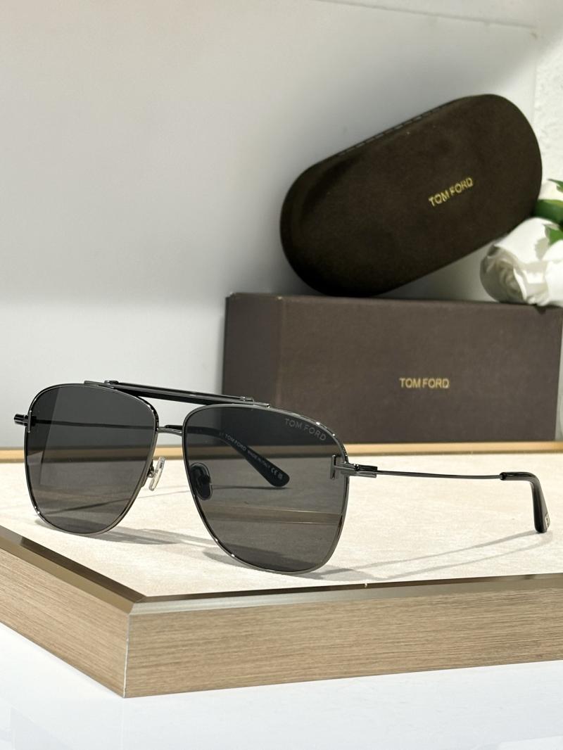 Tom Ford Sunglasses TF1017
