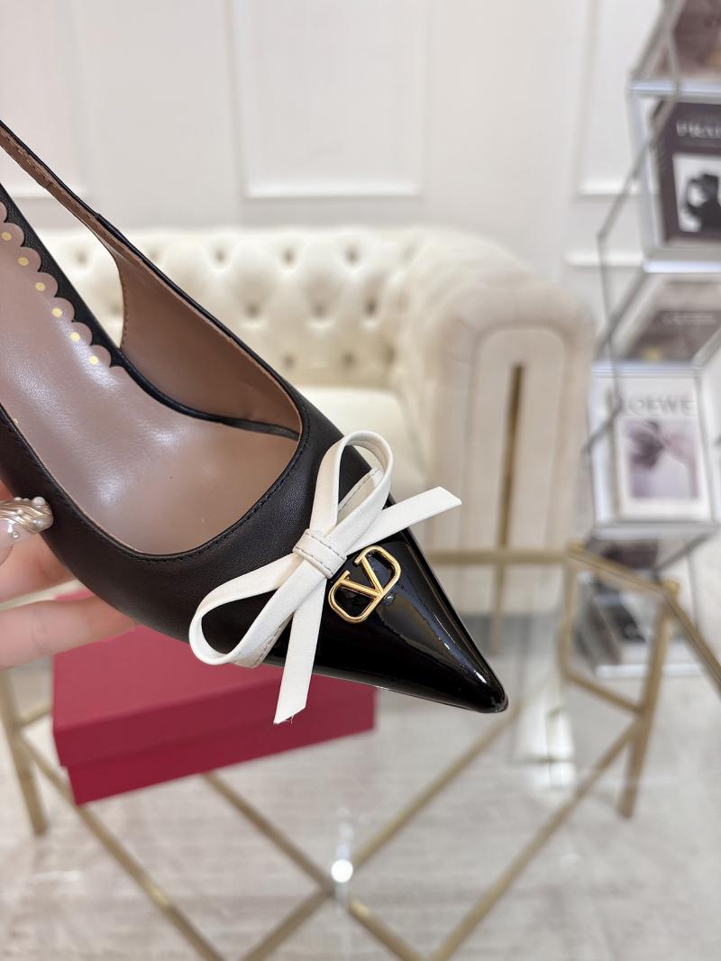 Valentino Pumps SVP42402