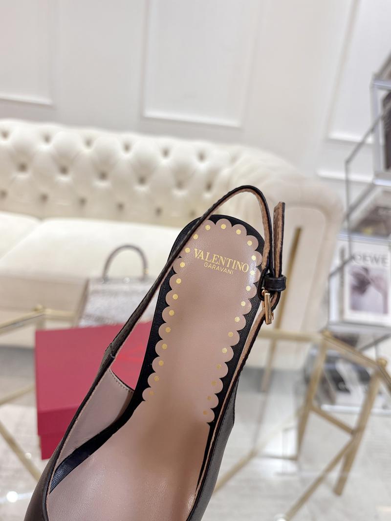 Valentino Pumps SVP42402