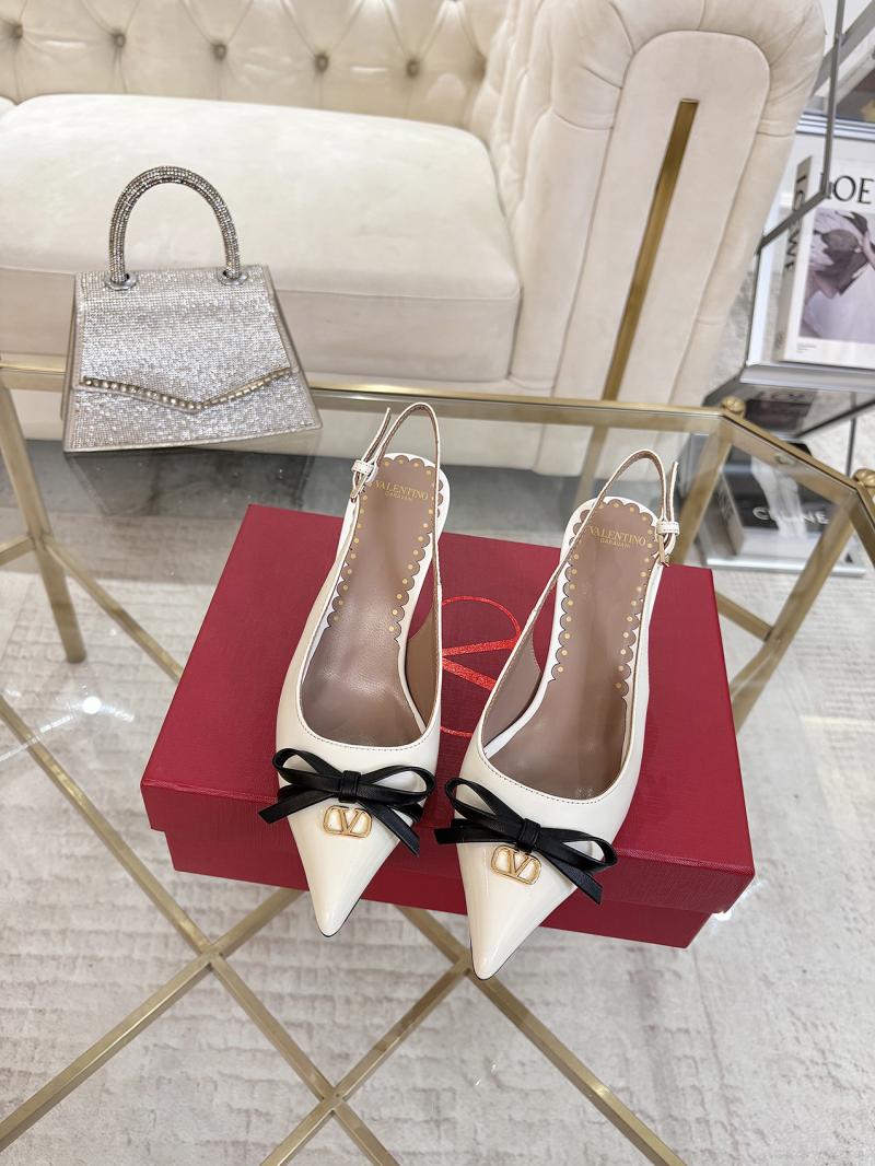 Valentino Pumps SVP42403