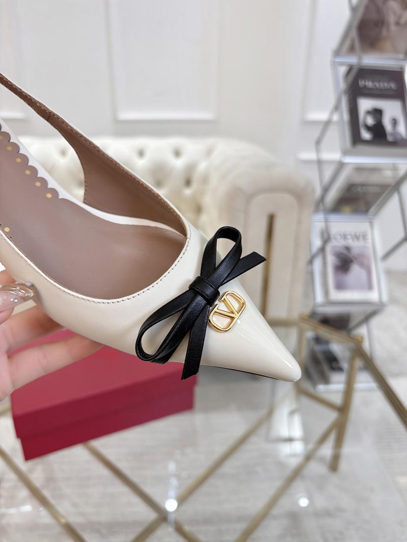 Valentino Pumps SVP42405