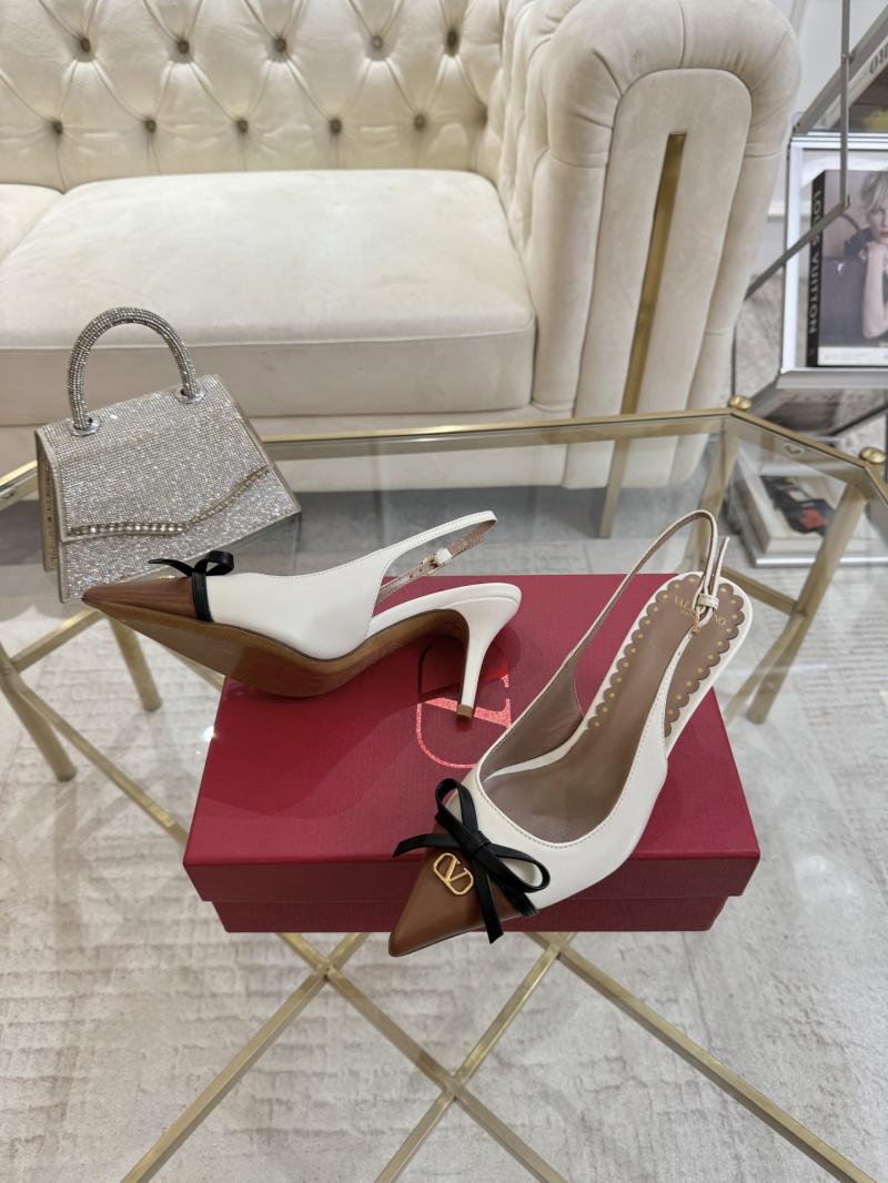 Valentino Pumps SVP42408