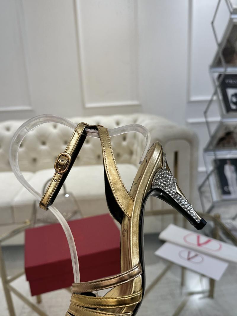 Valentino Sandals SVS42402