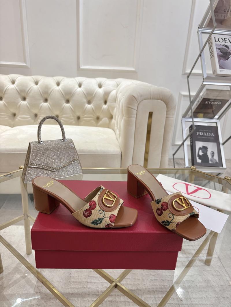 Valentino Sandals SVS42403