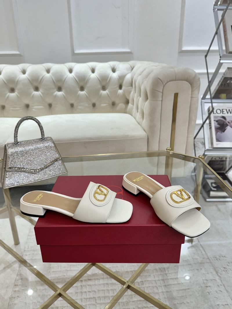 Valentino Sandals SVS42405