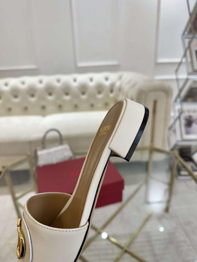 Valentino Sandals SVS42405