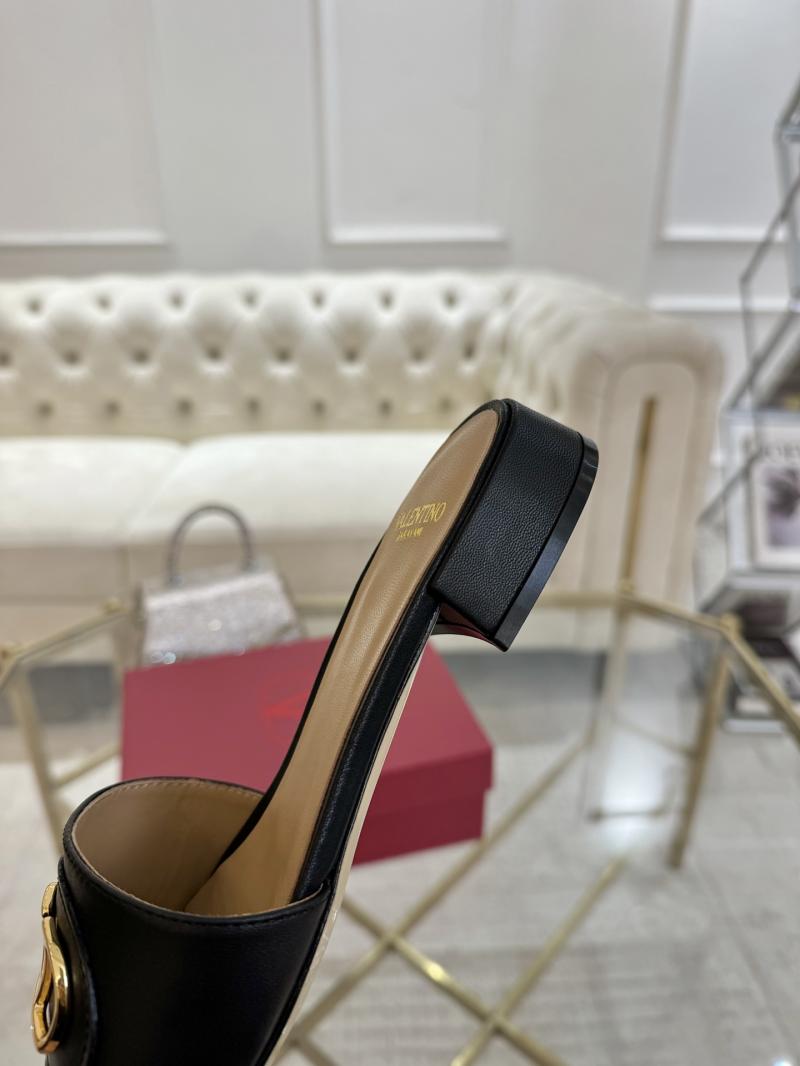 Valentino Sandals SVS42406