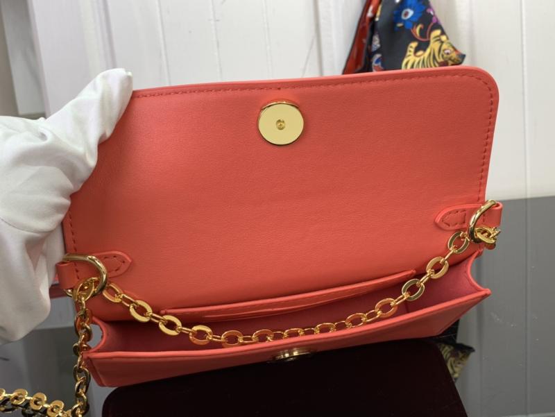 Wallet On Chain LV Bloom Sweet Coral M14564