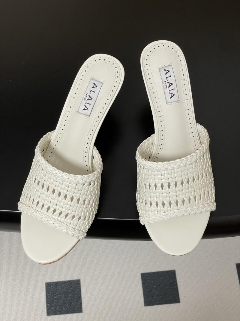 Alaia Sandals SAS60102