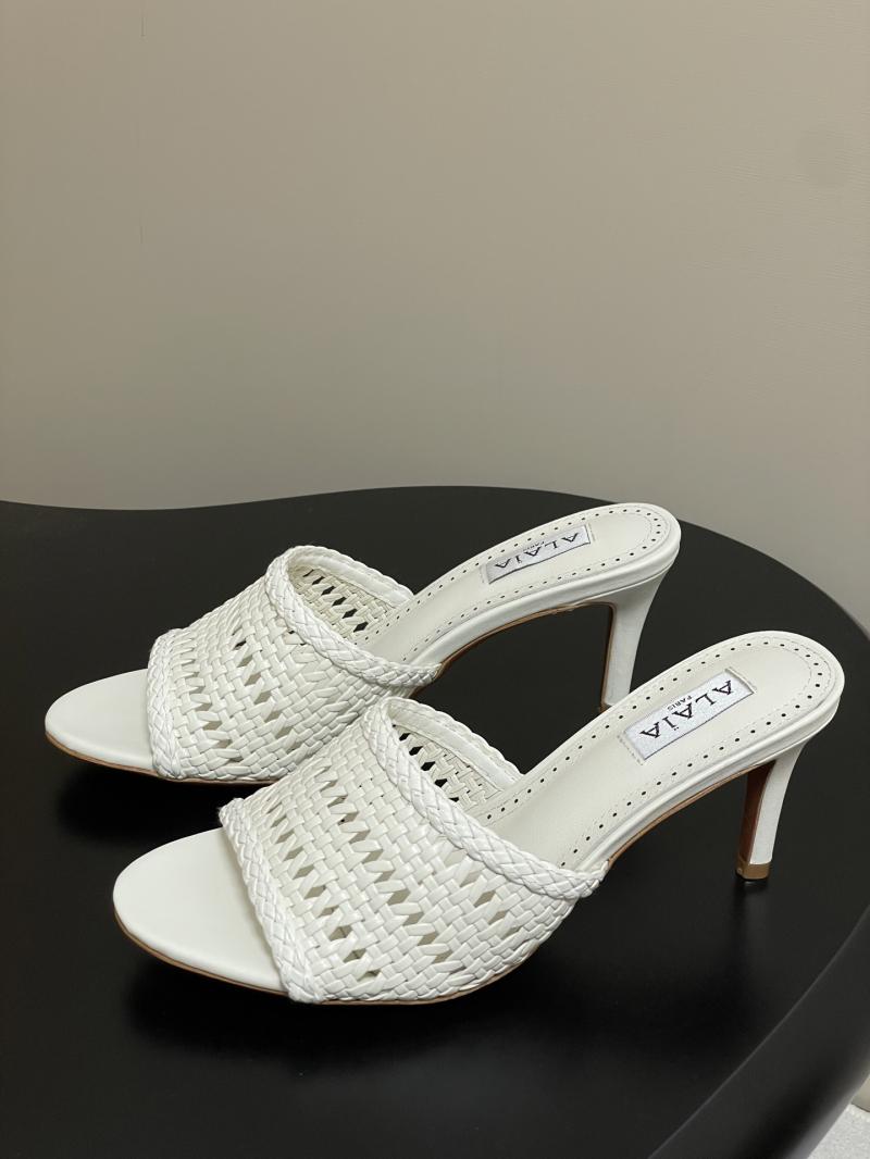 Alaia Sandals SAS60102