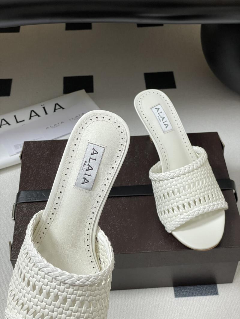 Alaia Sandals SAS60102