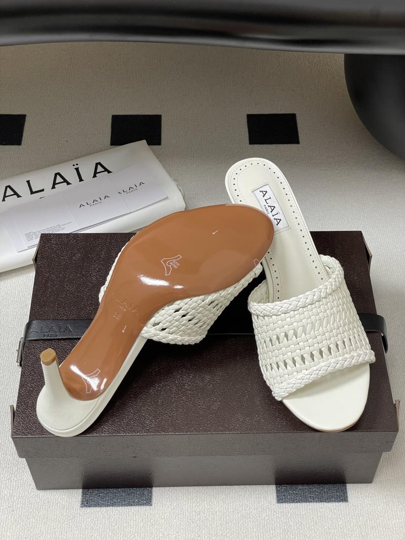 Alaia Sandals SAS60102