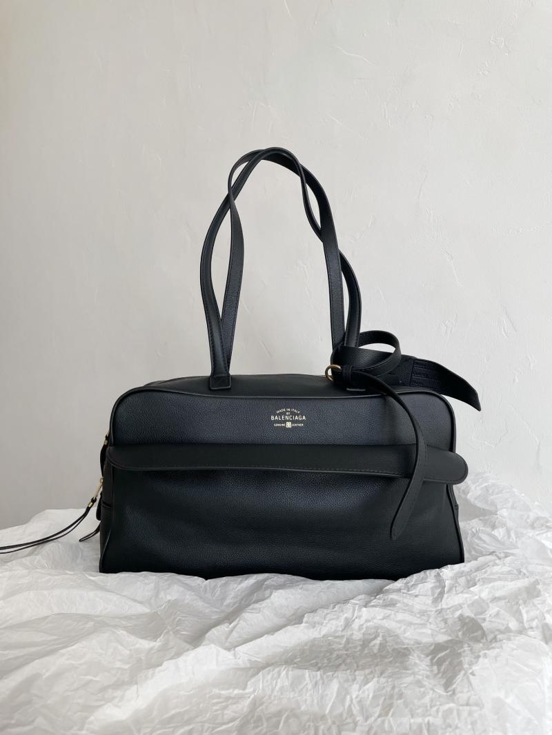 Balenciaga Carrie Medium Bowling Bag Black 826425