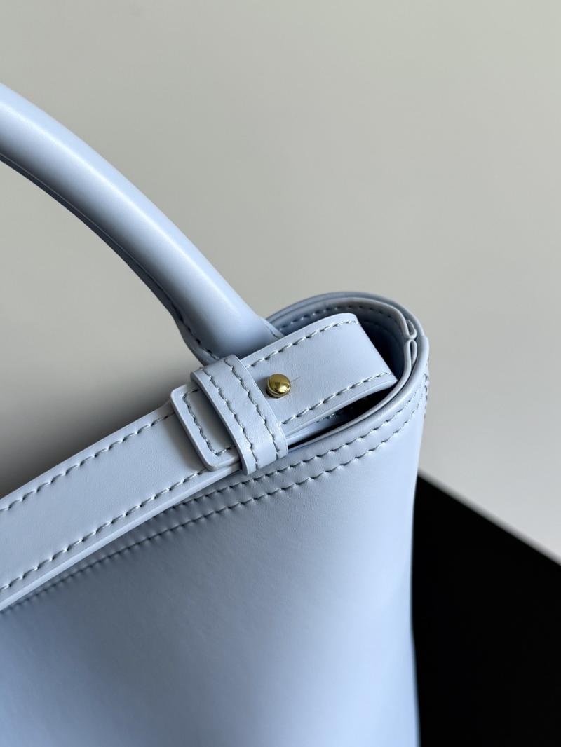 Bottega Veneta Liberta Bucket Lunar 806038