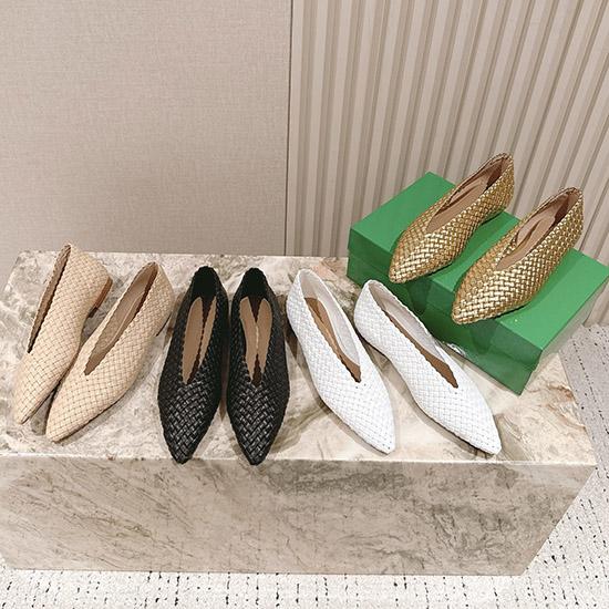 Bottega Veneta Pumps SBVS60201