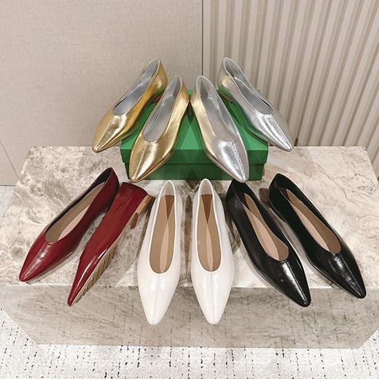 Bottega Veneta Pumps SBVS60202