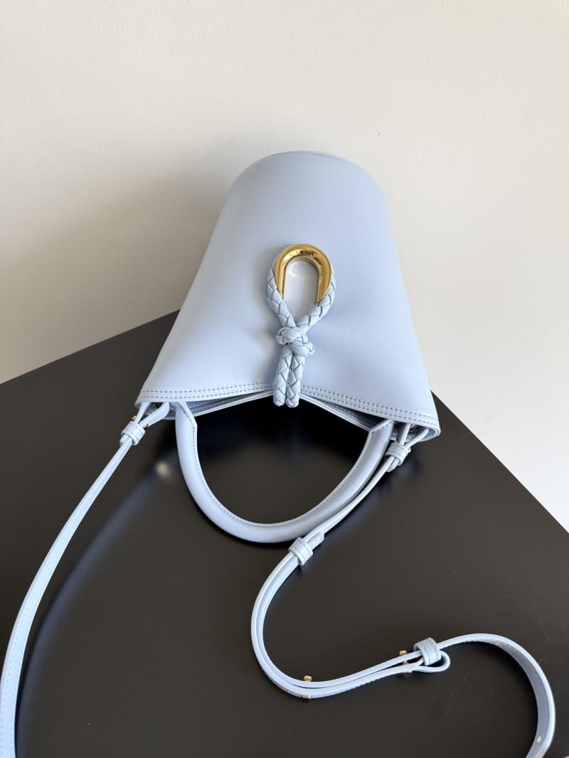 Bottega Veneta Small Liberta Bucket Lunar 815244