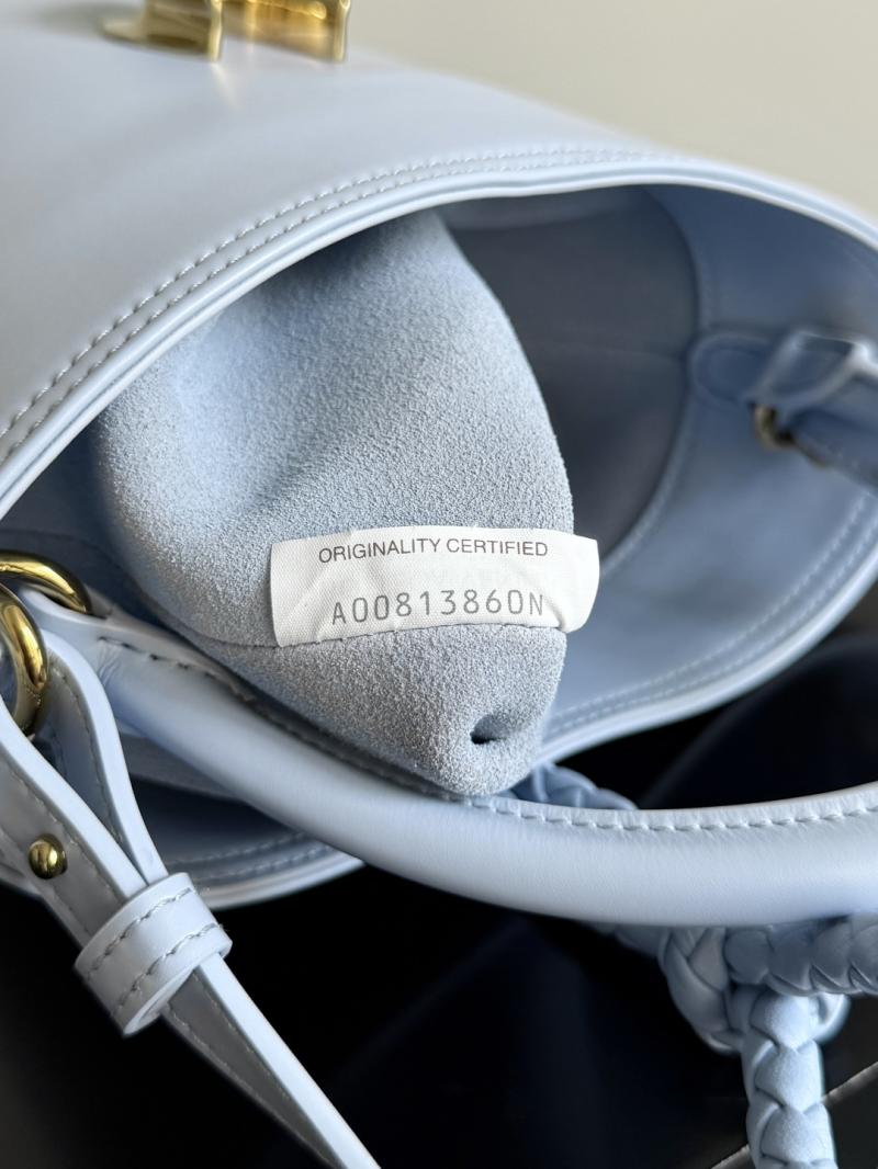 Bottega Veneta Small Liberta Bucket Lunar 815244