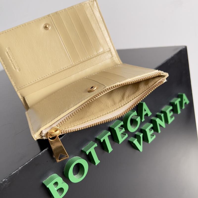 Bottega Veneta Wallet Beige 667468