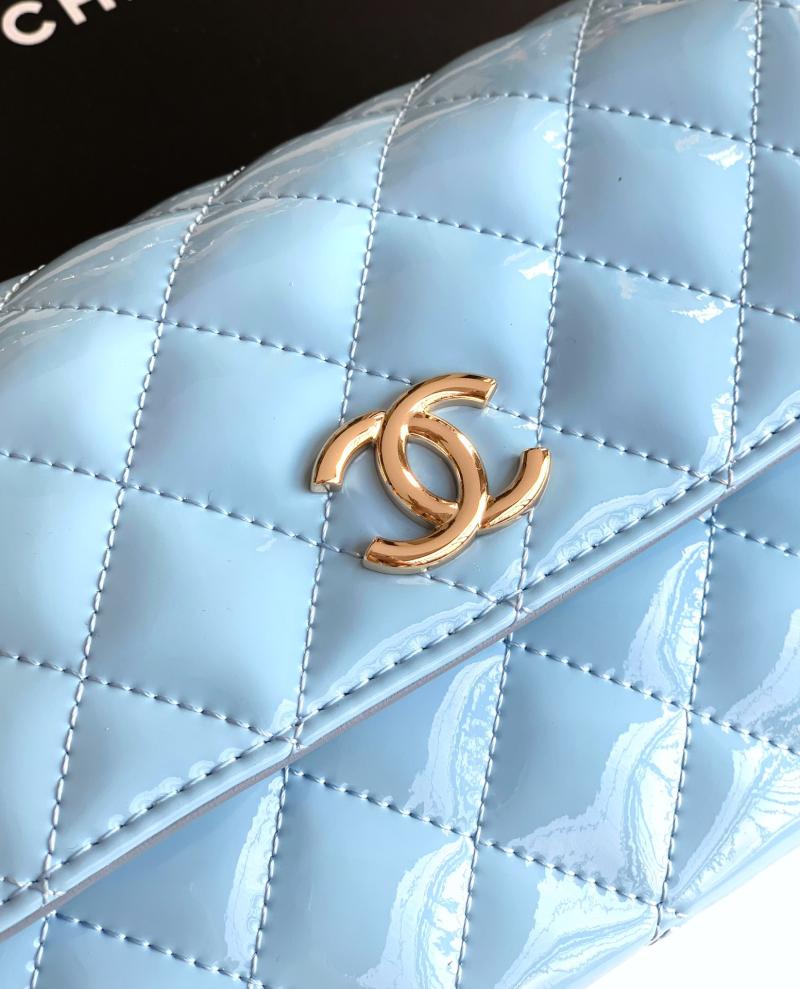 Chanel Patent Leather Clutch Blue AS2506