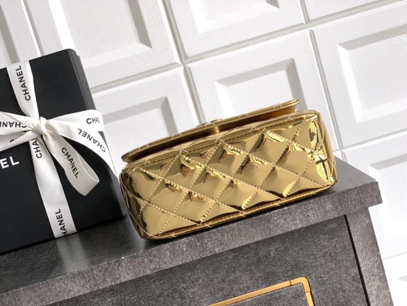 Chanel Patent Leather Clutch Gold AS2506