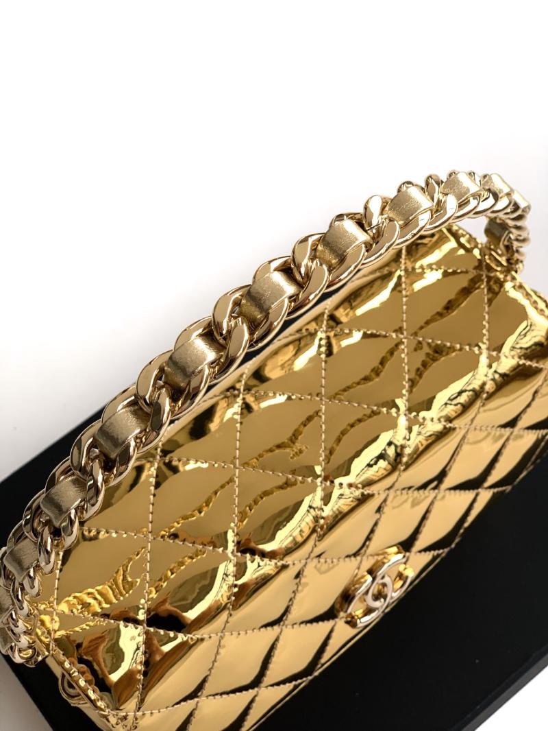 Chanel Patent Leather Clutch Gold AS2506